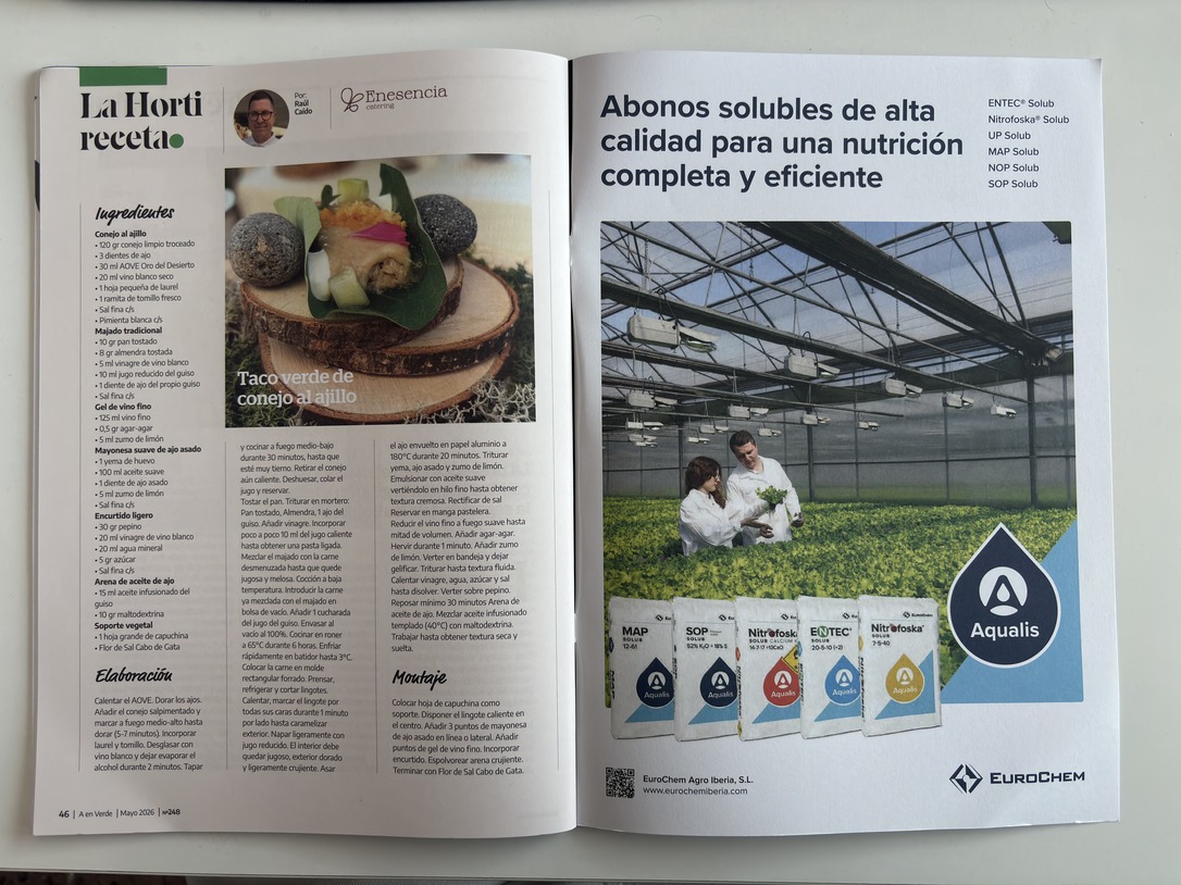 Doble página de revista agrícola con el anuncio de abonos solubles de EuroChem
